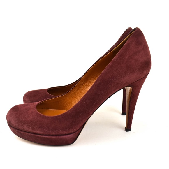 GUCCI: Burgundy, Leather Platform Heels/Pumps - Picture 3 of 8